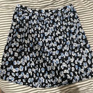 Pleated floral skirt JCrew Factory size 8